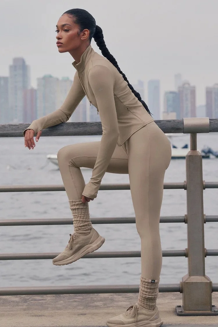 Alo Yoga Gravel Collection - March 2026 — EXTRA MAGIC MINUTES